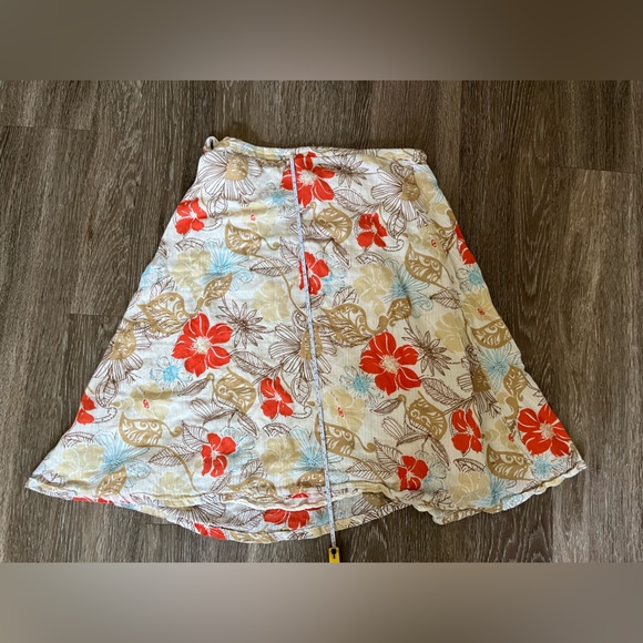 O’Neill wrap skirt size small - Picture 2 of 8